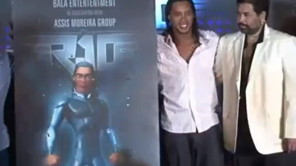 Ronaldinho : Acclamé en Inde pour ses débuts de comédien avec R-10