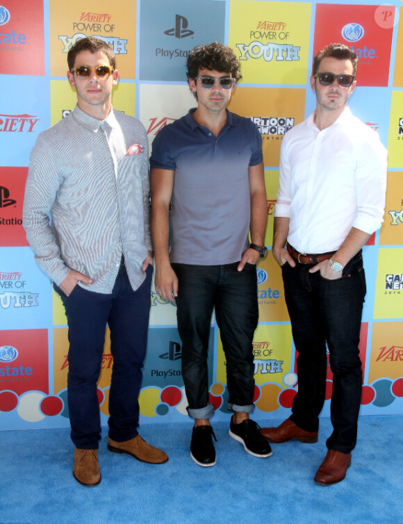 Les Jonas Brothers lors de la 6e édition Power Of Youth, à Los Angeles, le 15 septembre 2012.
