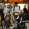 Pour Jessica Alba et sa jolie famille, les vacances au Mexique sont terminées ! La star a passé 8 jours sous le soleil de Cabo et a été photographiée à l'aéroport de Los Angeles, le 6 janvier 2012