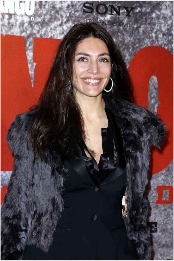 Caterina Murino, sublime et radieuse pour l'avant-première parisienne du film Django Unchained au Grand Rex, le 7 janvier 2013.