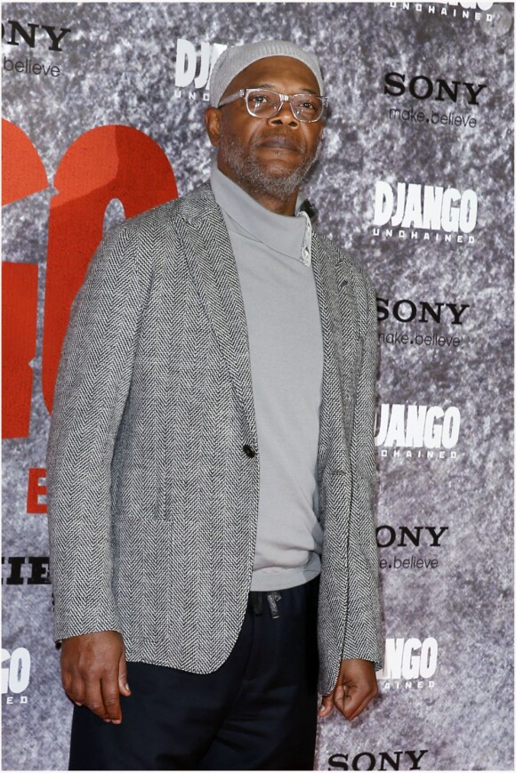 Samuel L. Jackson, classe et charisme devant les photographes pour l'avant-première parisienne du film Django Unchained au Grand Rex, le 7 janvier 2013.