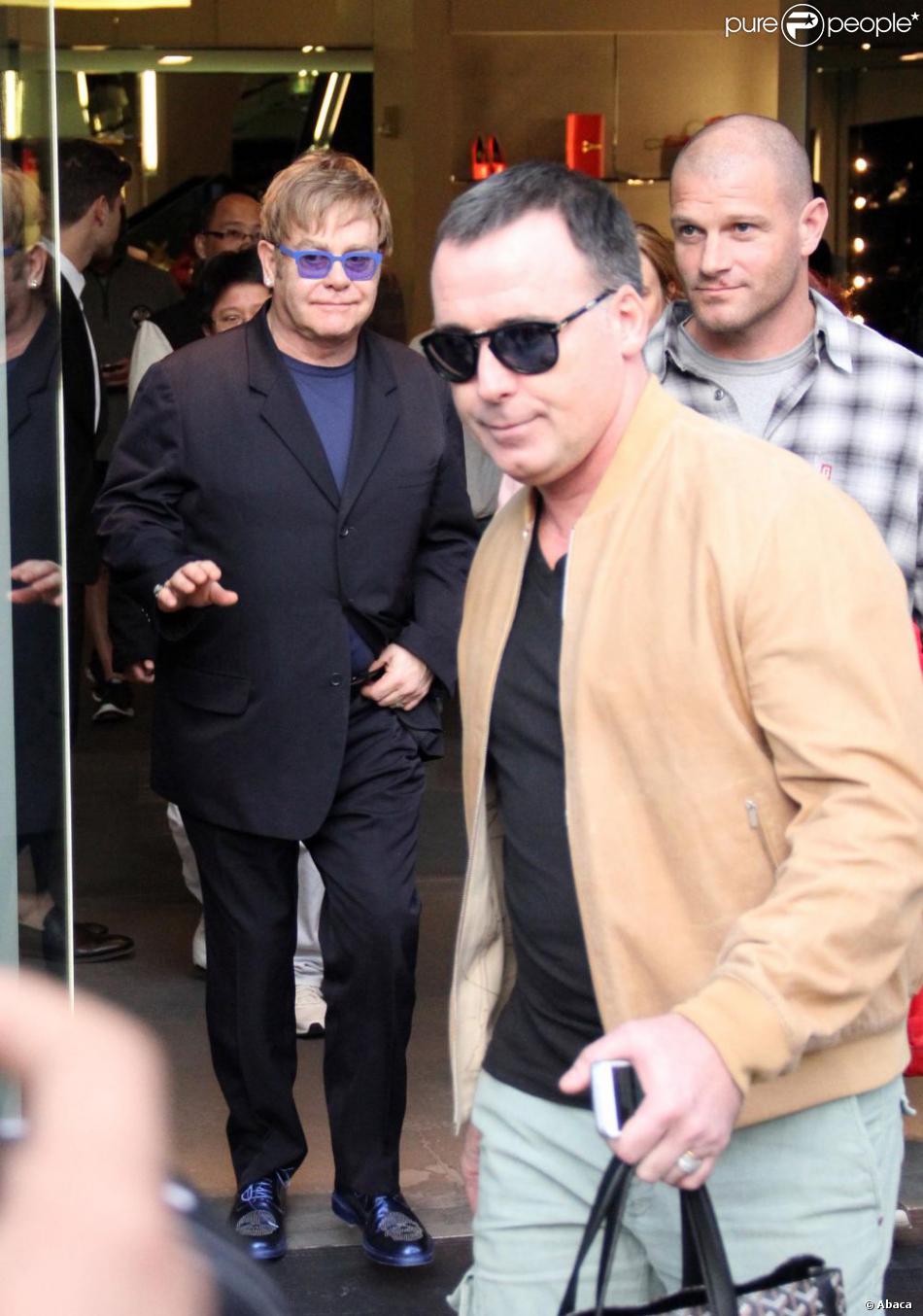 Elton John et David Furnish à Los Angeles, le 5 janvier 2013.