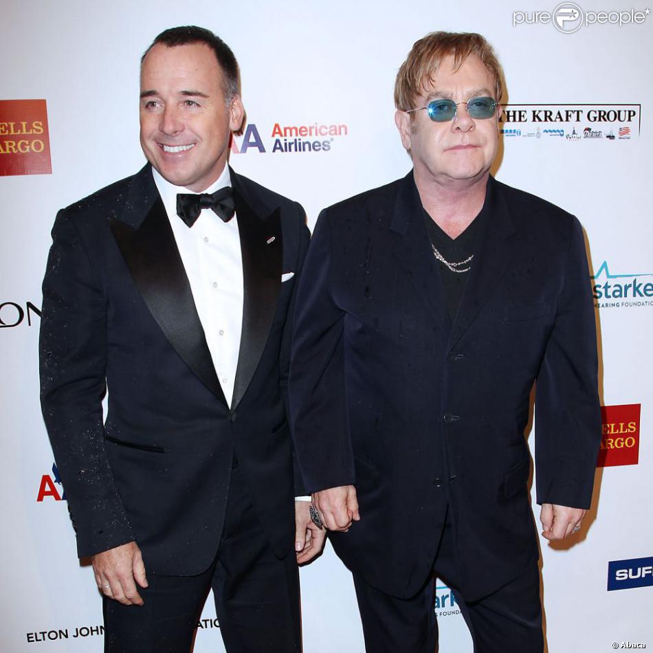 David Furnish et Sir Elton John à New York, le 15 octobre 2012.