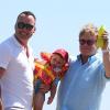 David Furnish et Elton John à Saint-Tropez, le 2 août 2012.
