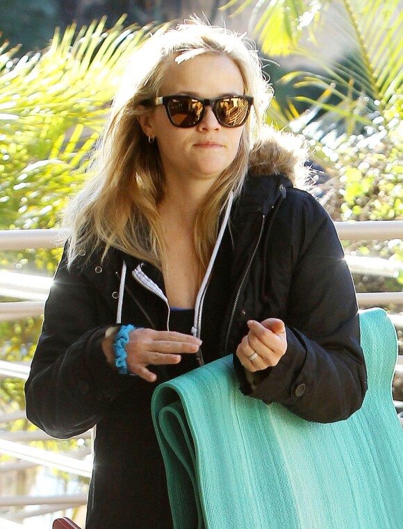 Reese Witherspoon, quittant ici son cours de yoga à Los Angeles, le 16 janvier 2013, s'apprête à faire son grand retour au cinéma avec Mud.