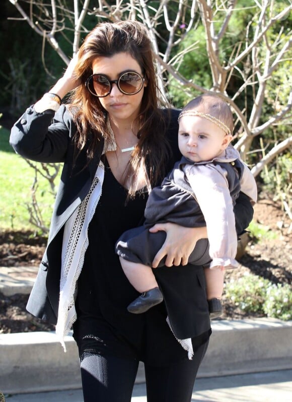 Kourtney Kardashian et sa craquante fille Penelope à Los Angeles, le 17 janvier 2013.
