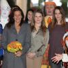 La princesse Stéphanie de Monaco et ses filles Camille Gottlieb et Pauline Ducruet arrivant au chapiteau Fontvieille le 20 janvier 2013 pour une représentation du 37e Festival international du cirque de Monte-Carlo.