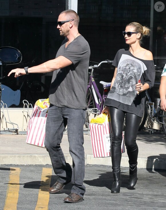 Heidi Klum et son petit ami Martin Kisten font leurs courses a Brentwood, le 20 janvier 2013.  Heidi Klum stops by Whole Foods in Brentwood, California to pick up some groceries with her boyfriend Martin Kristen on January 20, 2013.20/01/2013 - Brentwood