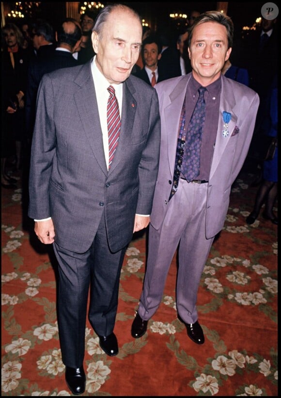 François Mitterrand et Pascal Sevran à Paris le 28 novembre 1991. 