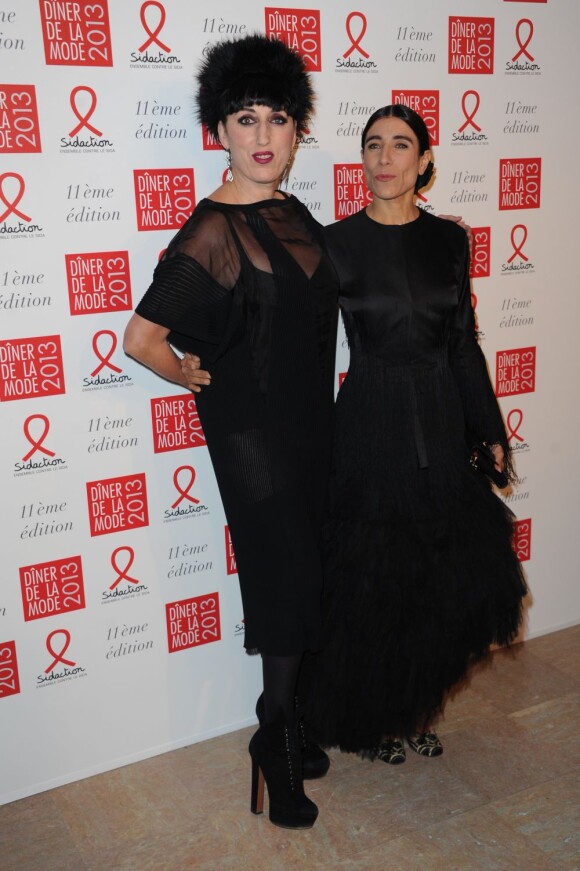 Rossy de Palma et Blanca Li lors du Dîner de la mode au pavillon d'Armenonville à Paris le 24 janvier 2013