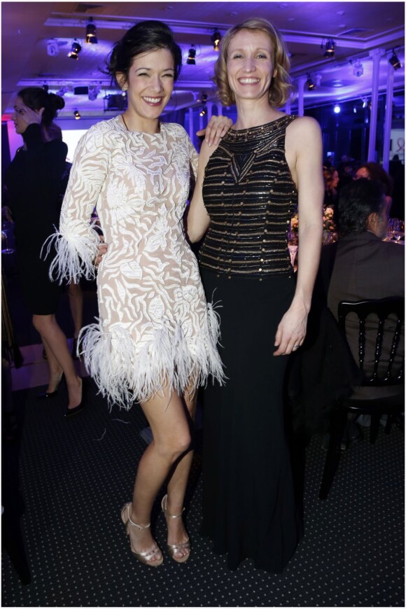 Mélanie Doutey et Alexandra Lamy lors du Dîner de la mode au pavillon d'Armenonville à Paris le 24 janvier 2013