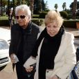  William Mebarak et Nadia Ripoli, les parents de Shakira, rendent visite à leur fille et leur petit-fils Milan à la clinique Teknon de Barcelone, le 26 janvier 2013. Le 27, bébé et ses parents ont regagné leur domicile. 