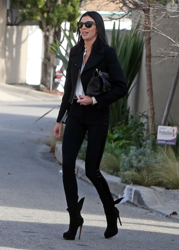 La sexy Liberty Ross quitte son domicile à Hollywood le 29 Janvier 2013.