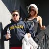 Chaz Bono quitte un studio de danse à Beverly Hills, avec une jeune femme inconnue, le 31 janvier 2013.