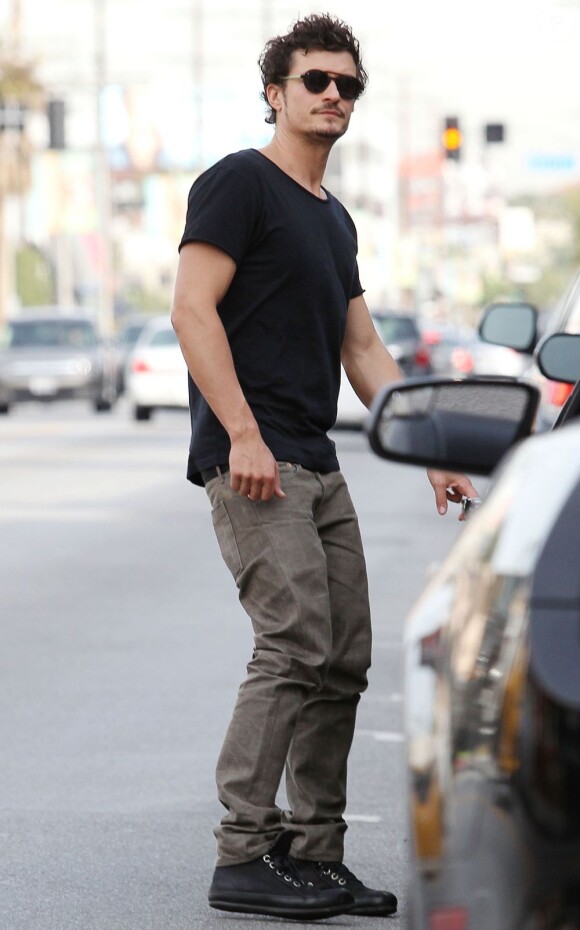 Orlando Bloom quitte le restaurant Son of a Gun à Los Angeles, le 1er février 2013.