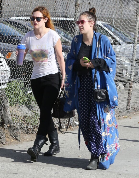 Rumer Willis emmène sa petite soeur Tallulah faire du shopping le jour de son anniversaire, à Los Angeles, le 3 février 2013.