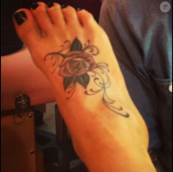 Jenny McCarthy a posté sur Twitter, lundi 4 février, une photo de son nouveau tatouage.