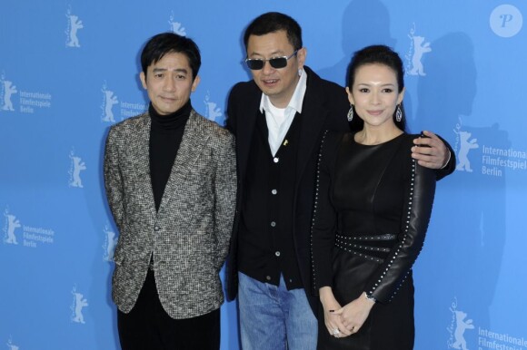 Tony Leung Chiu Wa, Wong Kar-wai et Ziyi Zhang lors du photocall pour le film d'ouverture The Grandmaster à Berlin, le 7 février 2013.