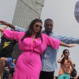 Kim Kardashian, enceinte, et Kanye West ont visité le "Cristo Redentor", la statue du Christ rédempteur sur les hauteurs de Rio de Janeiro.