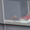 Will Smith se repose sur la terrasse de son hôtel à Ipanema, Rio de Janeiro, le 9 février 2013.