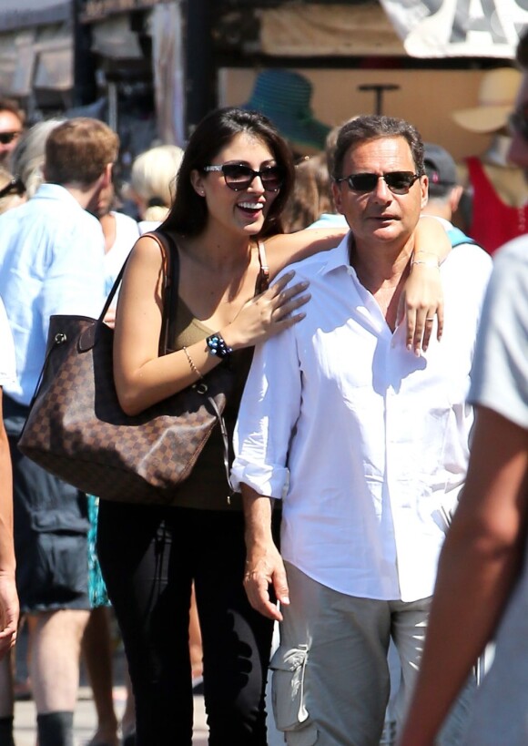 Exclu : Eric Besson et son épouse Yasmine à Saint-Tropez, le 17 août 2012.