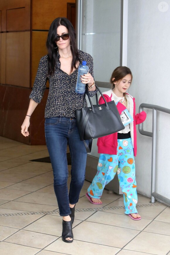 L'actrice Courteney Cox et sa fille Coco ont déjeuné dans le restaurant italien E. Baldi. Photo prise le 11 février à Beverly Hills.