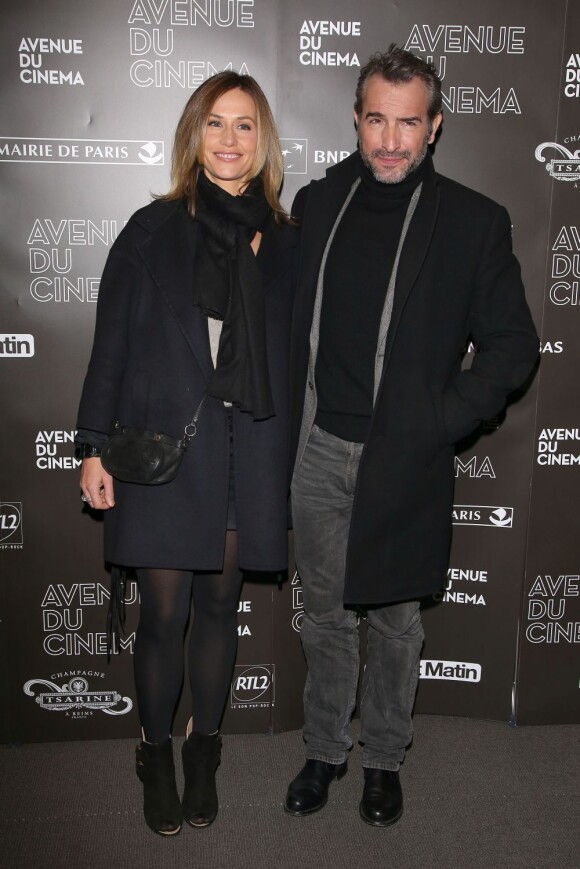 Cécile de France et Jean Dujardin à la première de Möbius à l'UGC Normandie de Paris le 12 février 2013.
