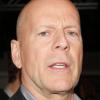 Bruce Willis ici lors d'une soirée à l'AMC Empire de New York le 13 février 2013, s'est excusé après sa déroutante prestation sur la BBC la semaine passée.