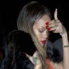 Rihanna quitte le Blok au soir de la Saint-Valentine. Los Angeles, le 14 février 2013.