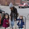 Sarah Jessica Parker et ses jumelles Marion et Tabitha à Brooklyn le 16 février 2013
