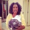 Oprah Winfrey, très heureuse avec sa friteuse, le 13 février 2013.