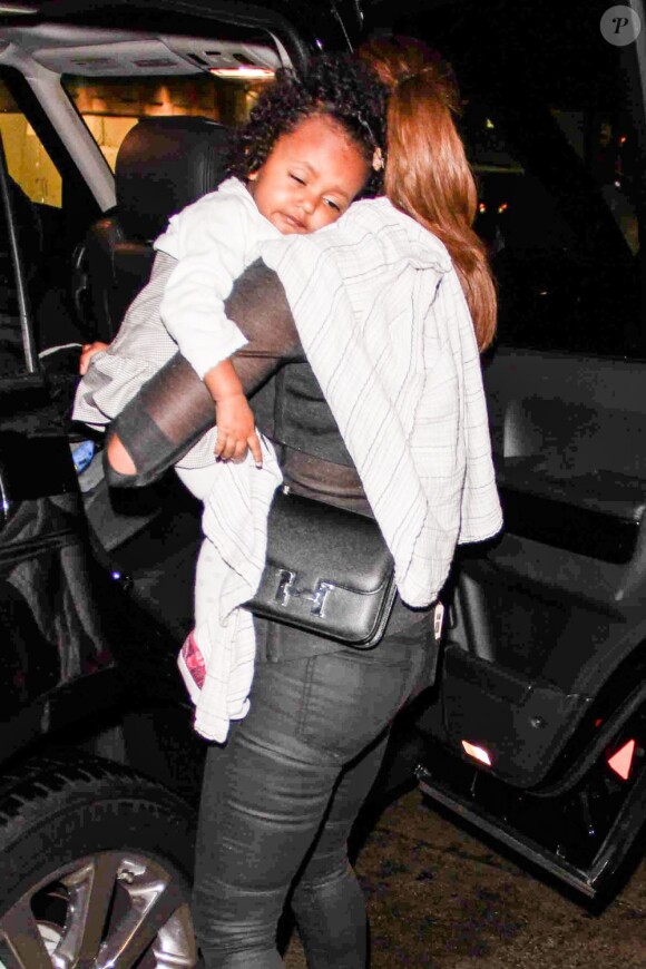 Mel B, ex-membre des Spice Girls, emmène ses filles Phoenix, Angel et Madison dîner au restaurant Mr.Chow à Beverly Hills, le 19 février 2013.
