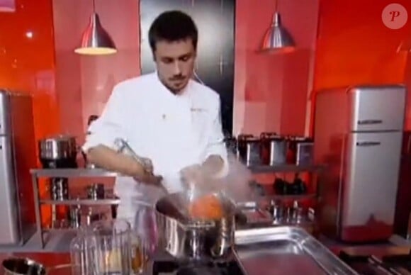 Quentin Bourdy aux fourneaux dans la saison 4 de Top Chef, diffusée depuis le 4 février 2013 sur M6.