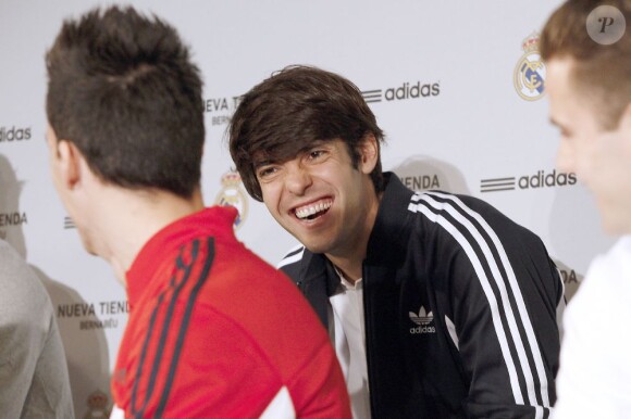 Kaka lors de l'inauguration de la nouvelle boutique Adidas au stade Santiago Bernabeu de Madrid le 21 février 2013