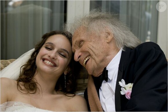 Image du film Des gens qui s'embrassent avec Clara Ponsot et Ivry Gitlis