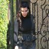 Kim Kardashian, enceinte, sort de sa maison à Los Angeles, elle se rend à une réunion de production, le 22 février 2013.