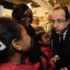 Le président François Hollande en visite au 50e Salon de l'Agriculture, à la Porte de Versailles, à Paris, le 23 février 2013.