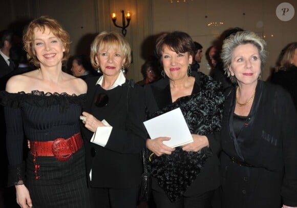 Eve Ruggieri, Agnès Soral, Roselyne Bachelot et Françoise Laborde au Gala Enfance Majuscule, au profit de l'enfance maltraitée, qui a eu lieu lundi 25 février à Paris.