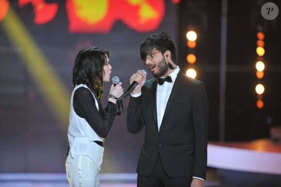 Florian et Sophie-Tith lors de la finale de la Nouvelle Star, mardi 26 février 2013 sur D8