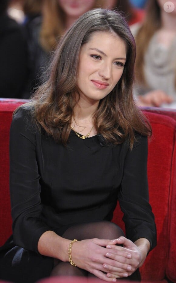Sophie Galabru - Enregistrement de l'émission Vivement Dimanche à Paris, le 27 février 2013 et qui sera diffusée le 3 Mars.