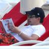 Michael J. Fox et sa femme Tracy sur une plage de Saint-Barthélemy, le 1er mars 2013.