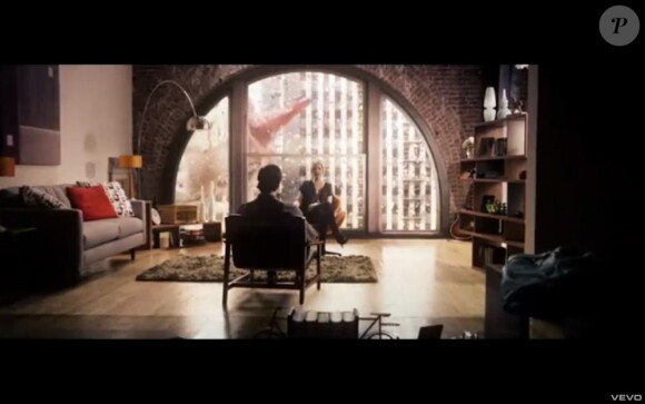 Image extraite du clip "No Freedom" de Dido, mars 2013.