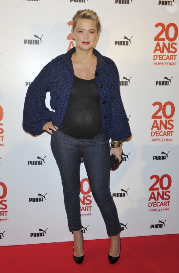 Virginie Efira enceinte et radieuse à l'avant-première du film 20 ans d'écart au Gaumont Opéra Capucines à Paris, le 6 mars 2013.