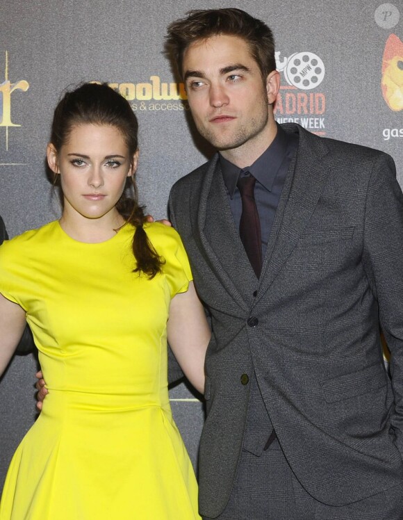 Kristen Stewart et Robert Pattinson à l'avant-première du film Twilight Breaking Dawn: Part 2 à Madrid, le 15 novembre 2012.