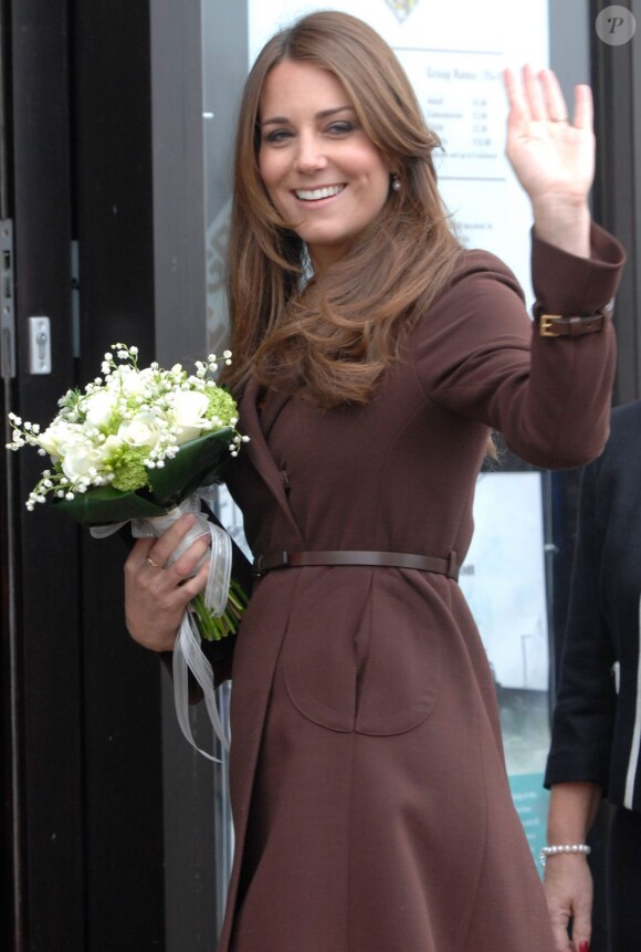 Kate Middleton, enceinte, visite l'Académie Havelock à Grimsby, le 5 mars 2013.