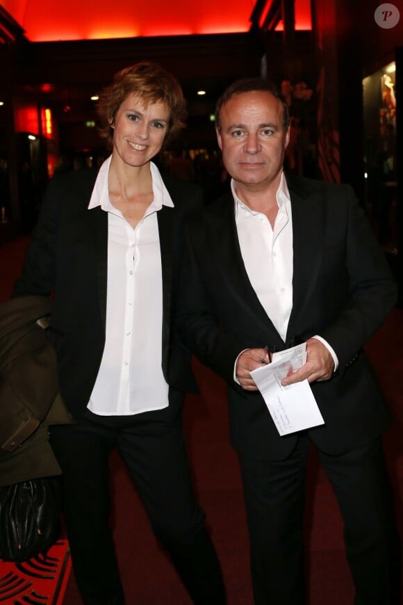 Fabien Lecoeuvre et Anne Richard au gala "2000 femmes chantent contre le cancer" à l'Olympia de Paris, le 7 mars 2013.