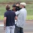 Gisele Bündchen arrive à Hawai avec son époux Tom Brady et leurs enfants Benjamin et Vivian. La famille a passé quelques jours sur l'île en février 2013