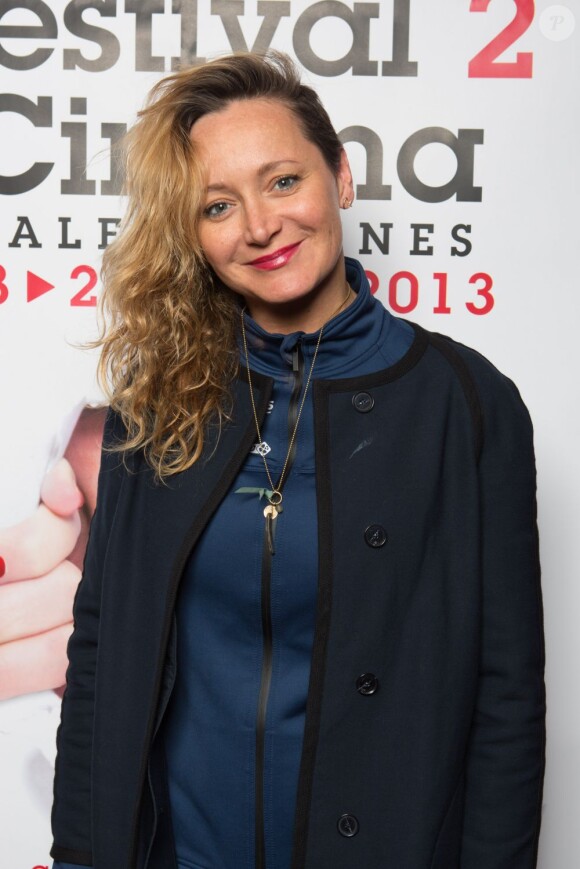 Julie Ferrier ravissante à la soirée de clôture du Festival 2 Cinéma de Valenciennes le 24 mars 2013.
