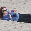 Marcia Cross a fêté le 25 mars 2013 ses 51 ans. L'actrice a passé sa journée sur la plage avec ses filles Eden et Savannah à Santa Monica.
