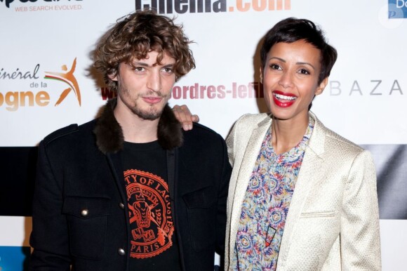 Niels Schneider et Sonia Rolland lors de l'avant-première du film Désordres à Paris le 26 mars 2013